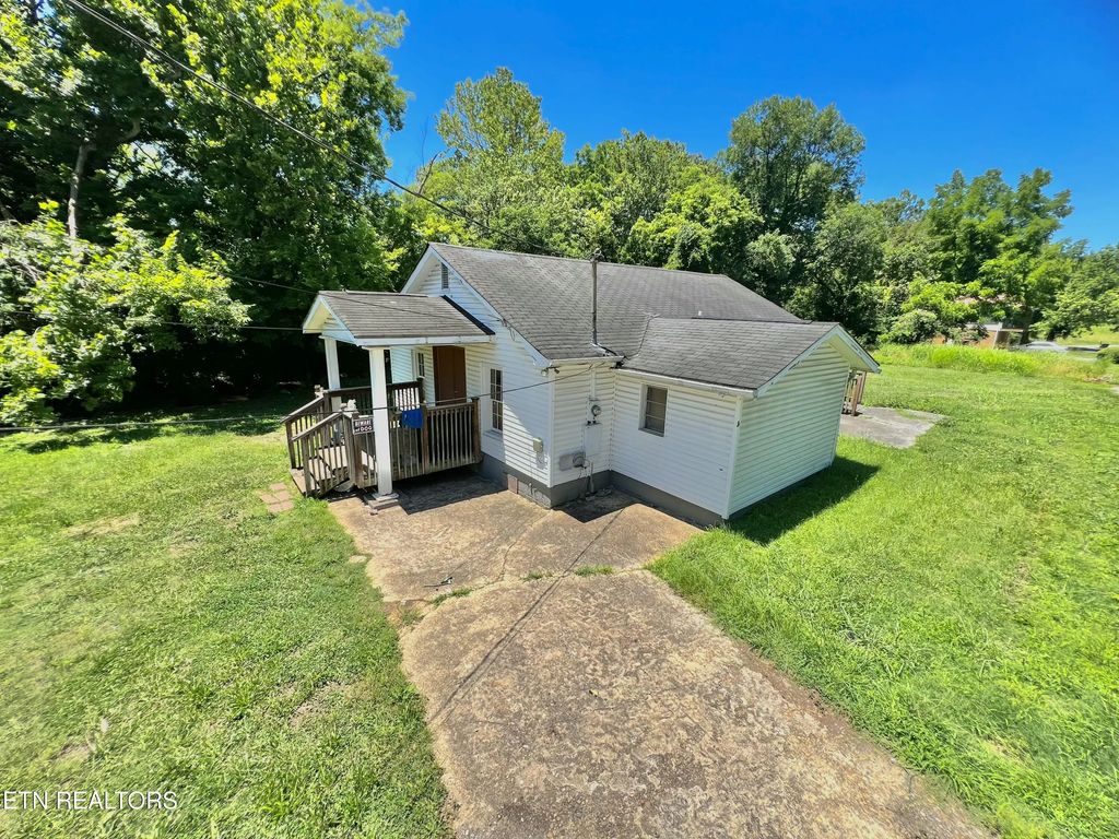 3307 Pilkay Rd, Knoxville
