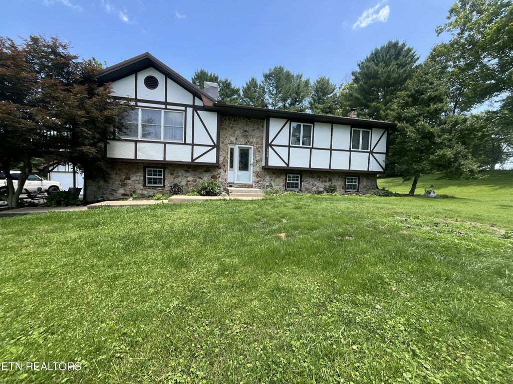 351 Reed Patch Rd, Jonesville