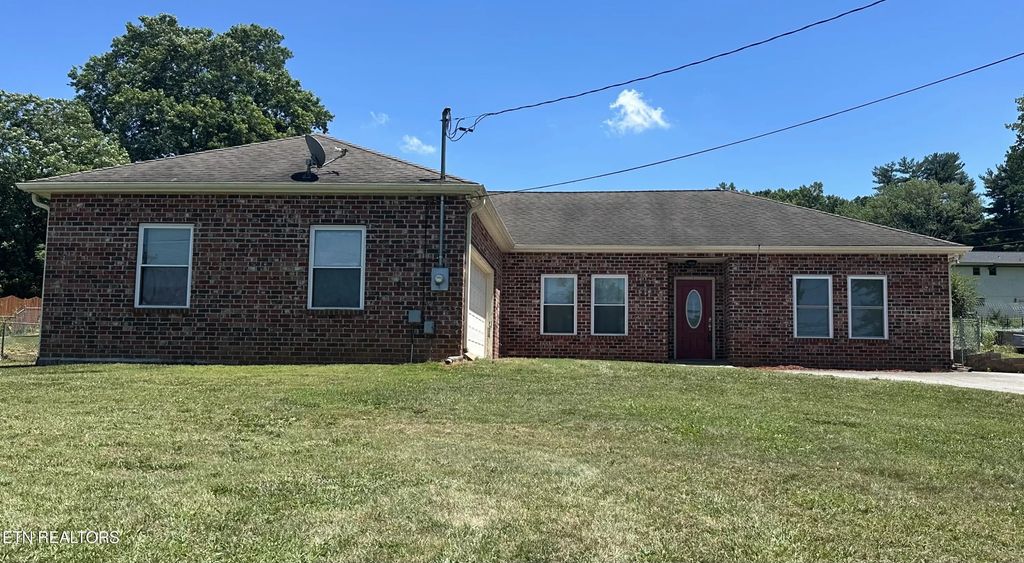 1221 Topside Rd, Louisville