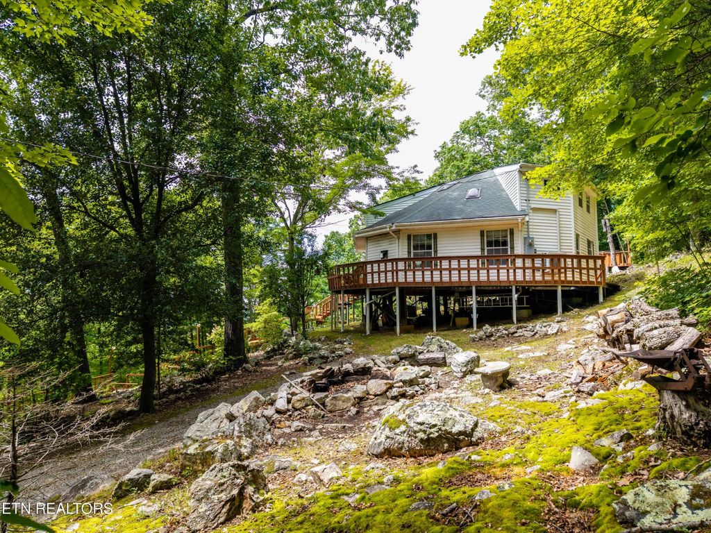 4839 Butterfly Gap Rd, Maryville