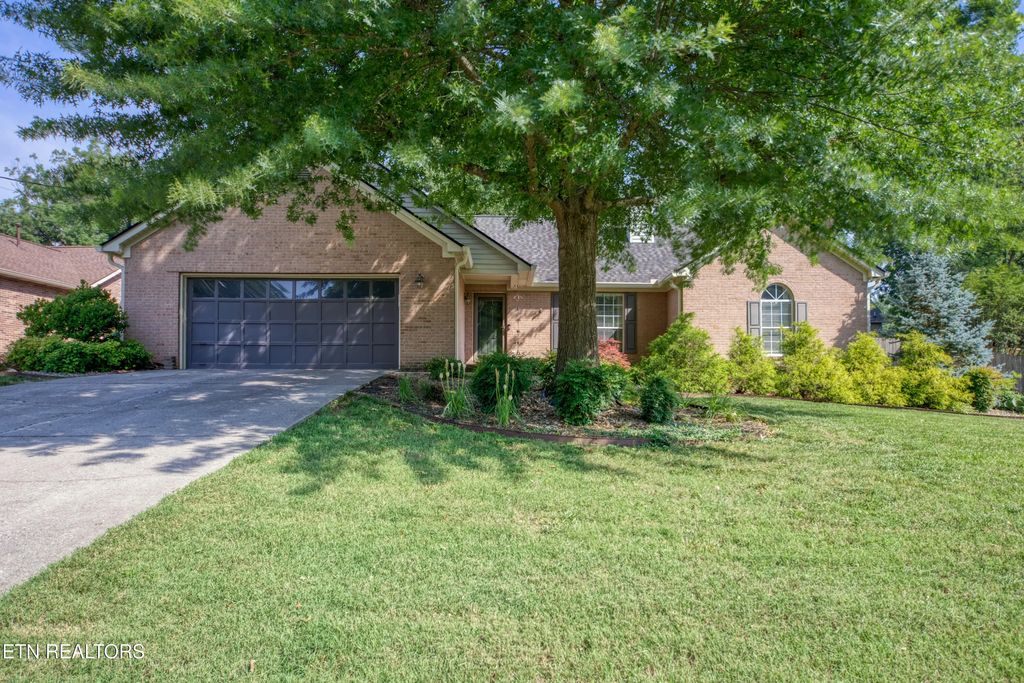 3225 Great Meadows Drive, Knoxville