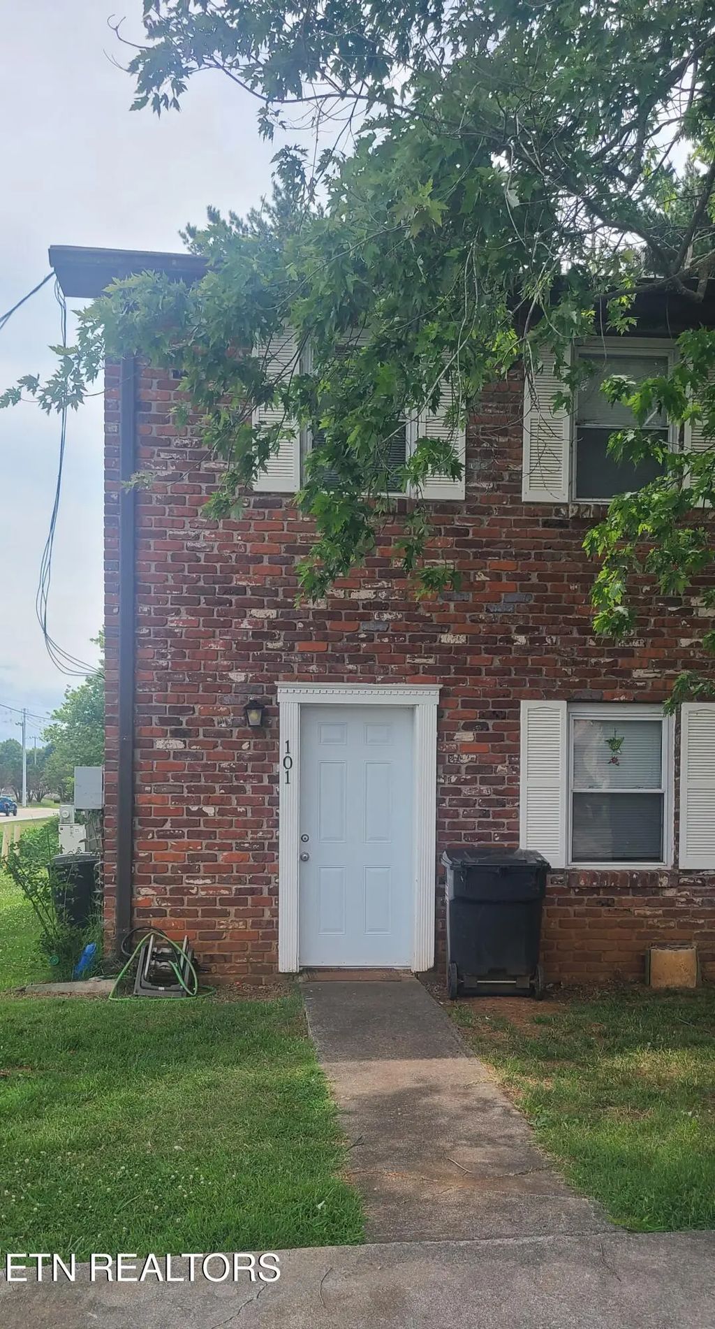 101 Stone Tree Drive, Maryville