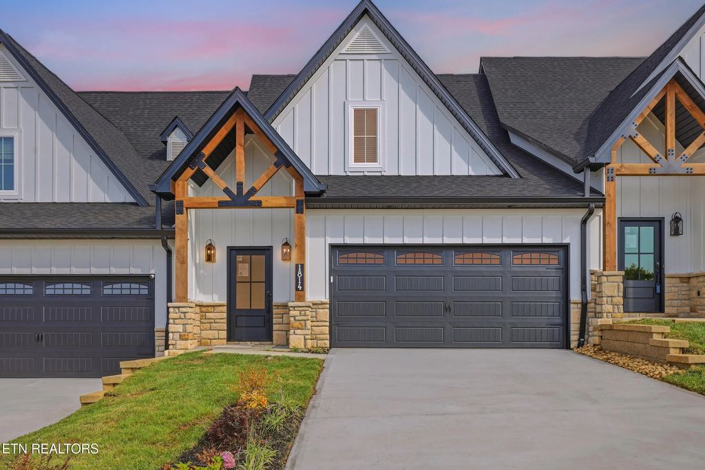 1814 Poplar Spgs Place, Maryville
