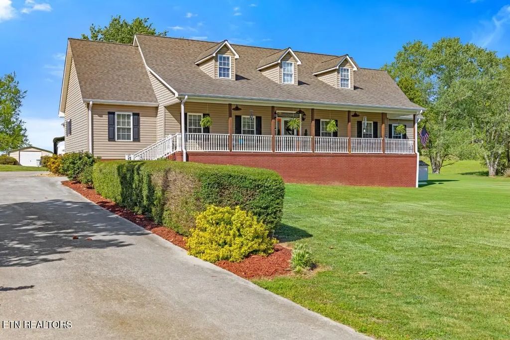 124 County Road 619, Etowah
