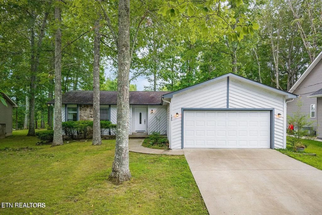 145 Anglewood Drive, Crossville