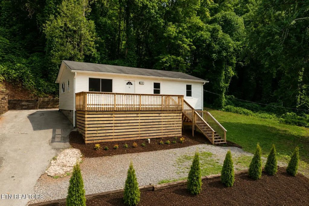 218 Jerry Lane, Knoxville