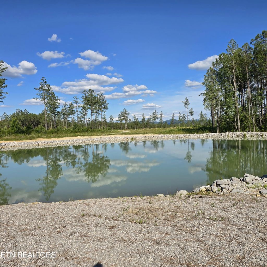 15+/- Ac Red Hill Rd, Sunbright