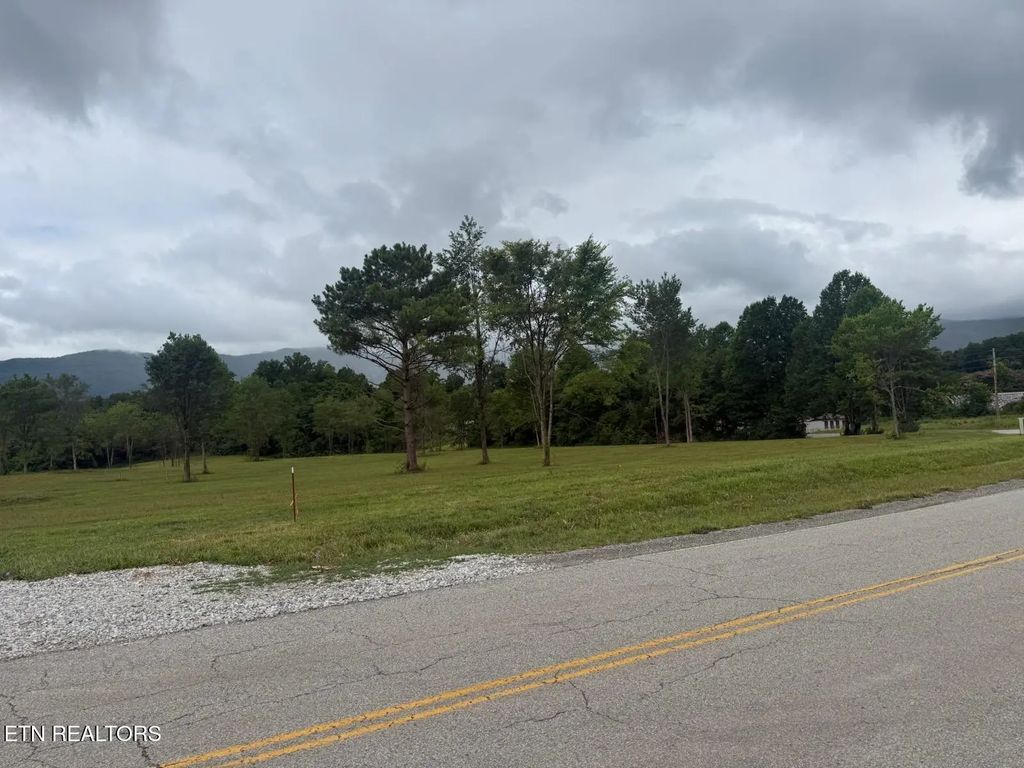 Stone Mill Rd, Jacksboro