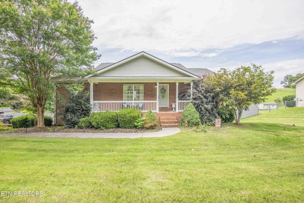 4215 Wildwood Rd, Maryville