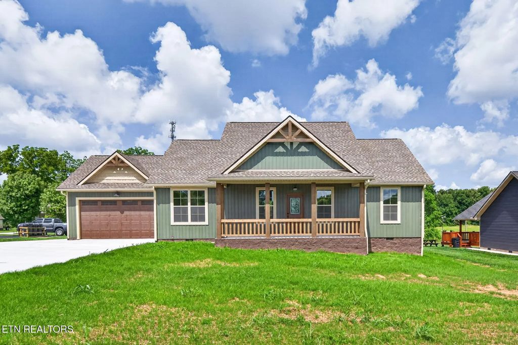 2340 Bowser Rd, Cookeville