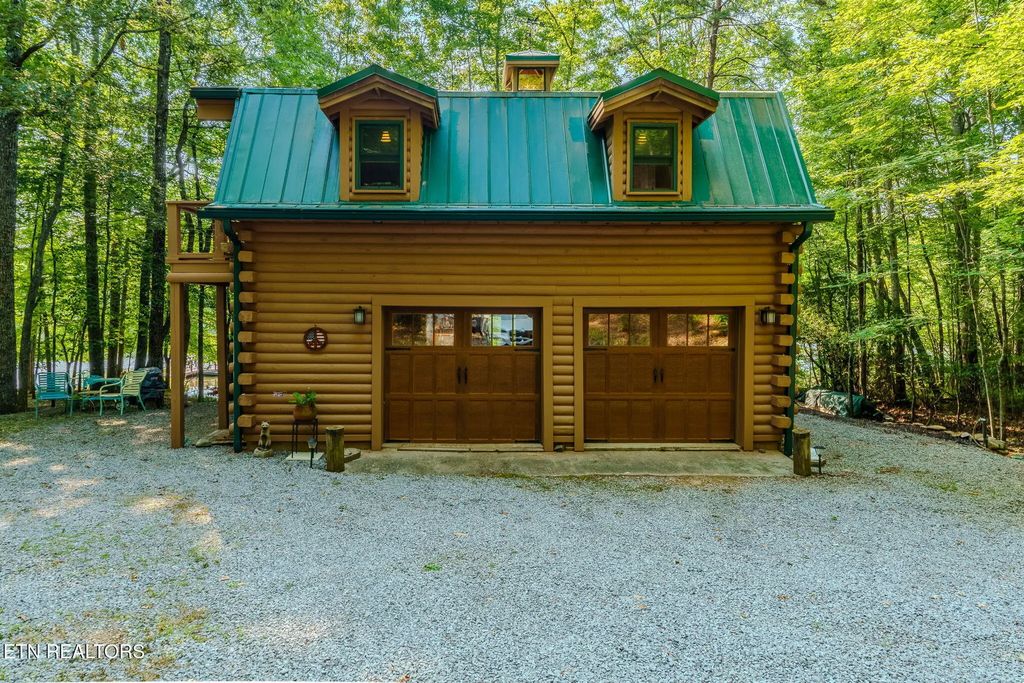 6030 Big Bass Lane, Tallassee