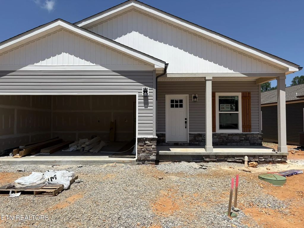 3949 Crimson Clover Lane, Knoxville