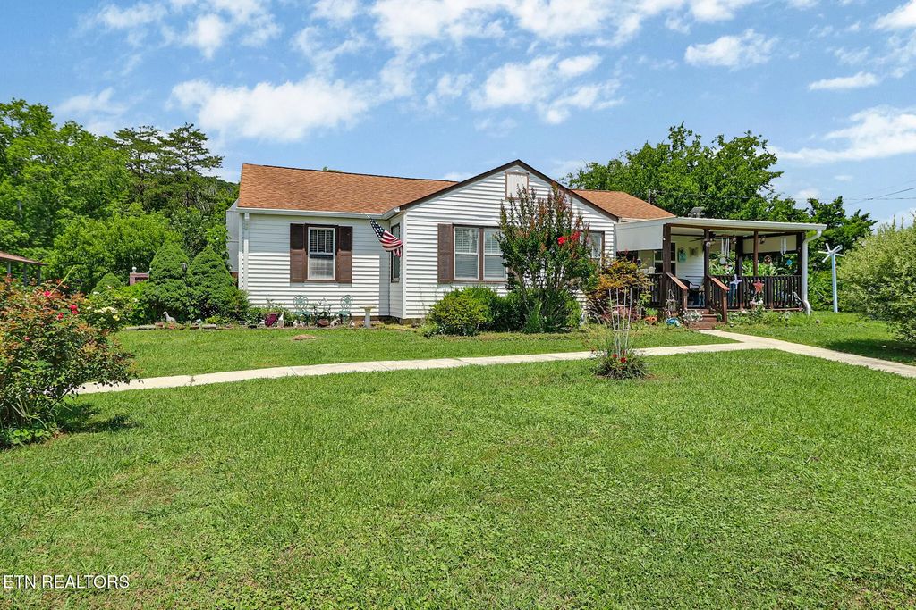211 Omega St, Harriman