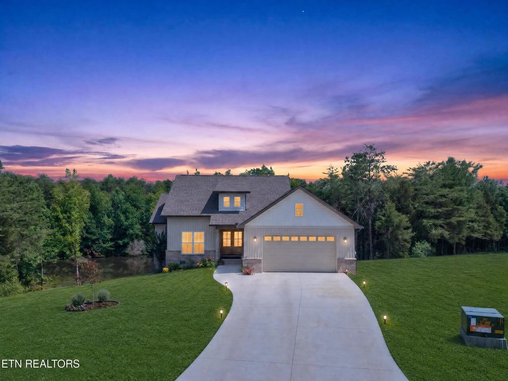 930 Loblolly Lane, Maryville