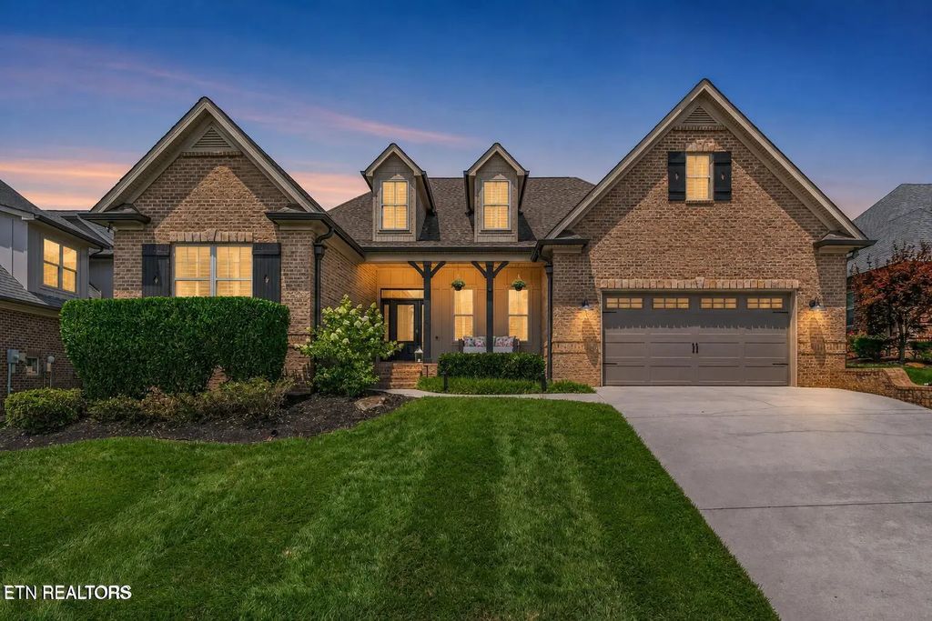 619 Elk Falls Lane, Knoxville