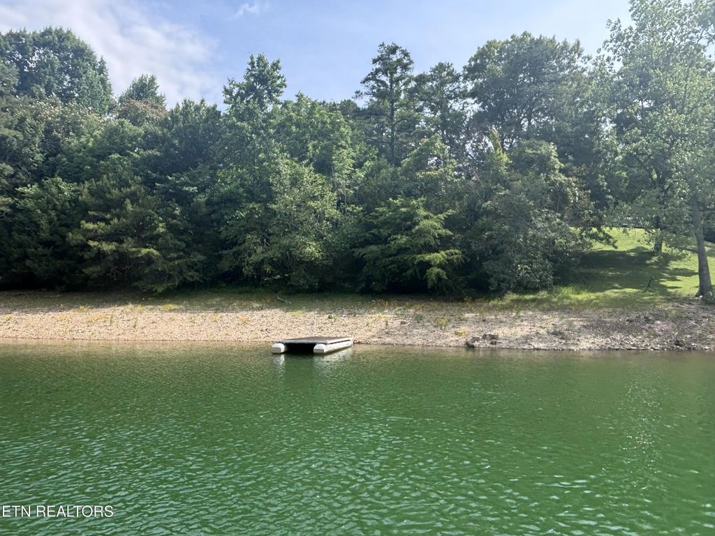 2327 Boat Dock Rd, Talbott