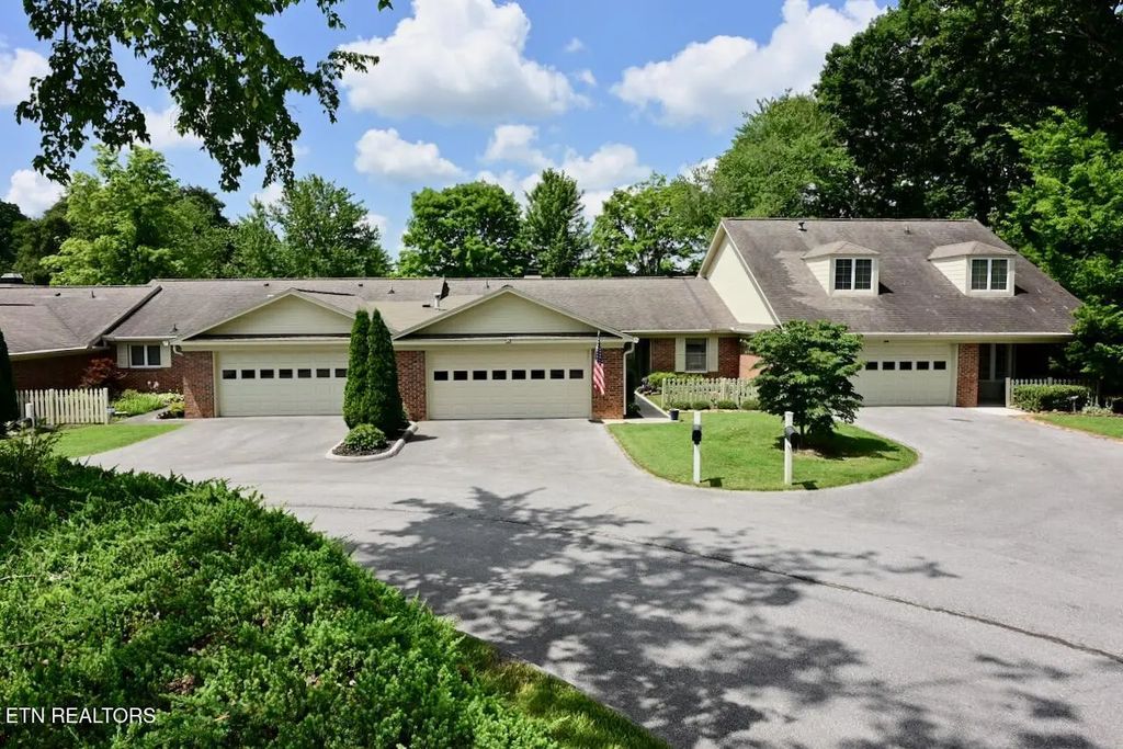 703 Dundee Drive, Maryville