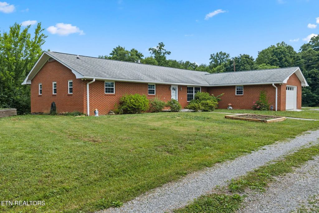 260 Long Hollow Rd, Clinton