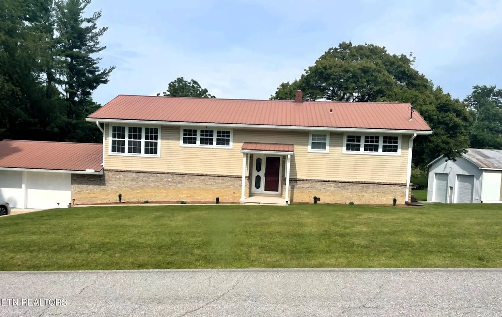 186/166 Stone Drive, Crossville