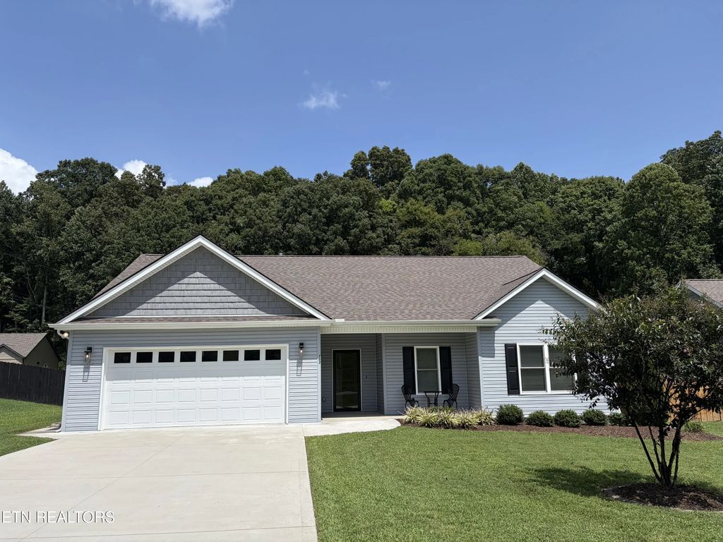 762 Hillvale Rd, Andersonville