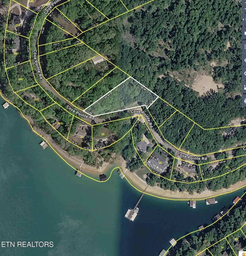 Cove Pointe Rd, LaFollette
