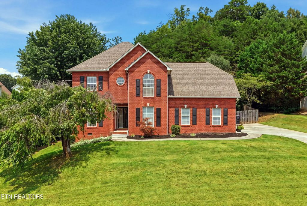 5669 Eagle Crest Lane, Knoxville