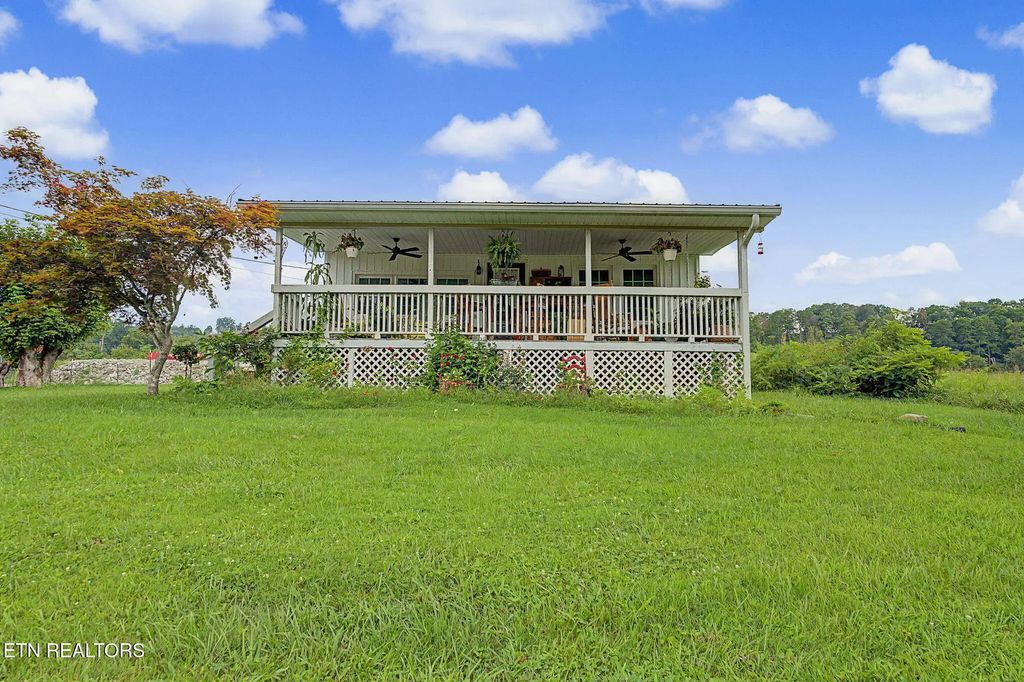 1527 Main St, Maynardville