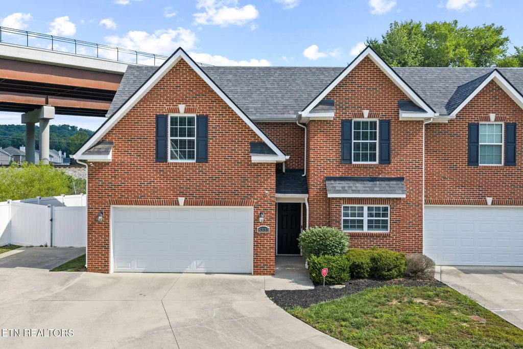 8333 Tumbled Stone Way, Knoxville