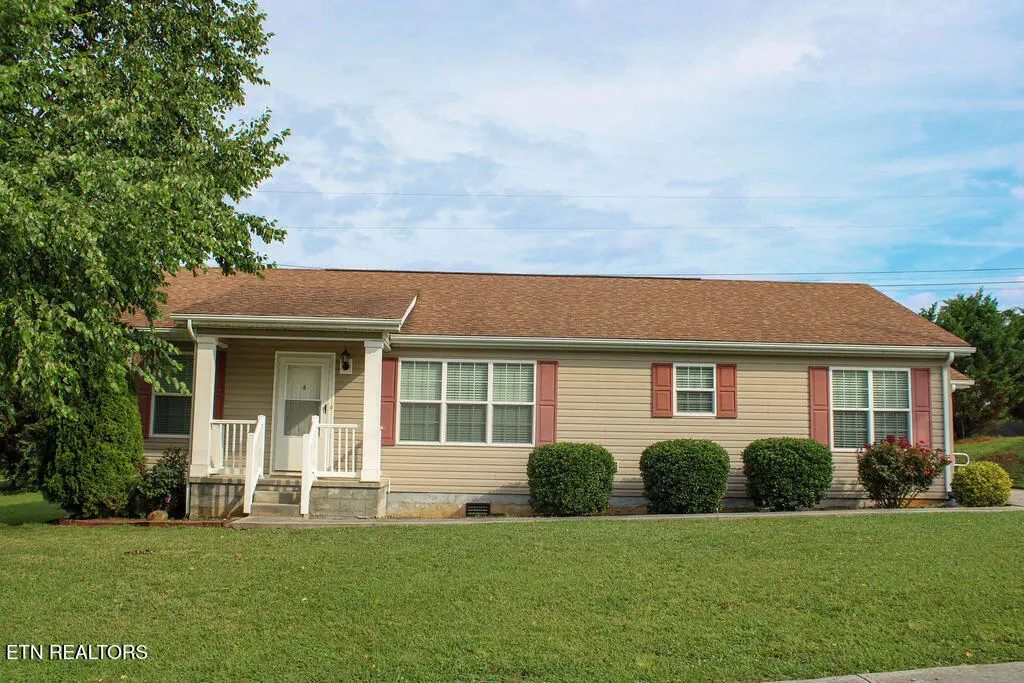 1158 Case View Rd, Dandridge
