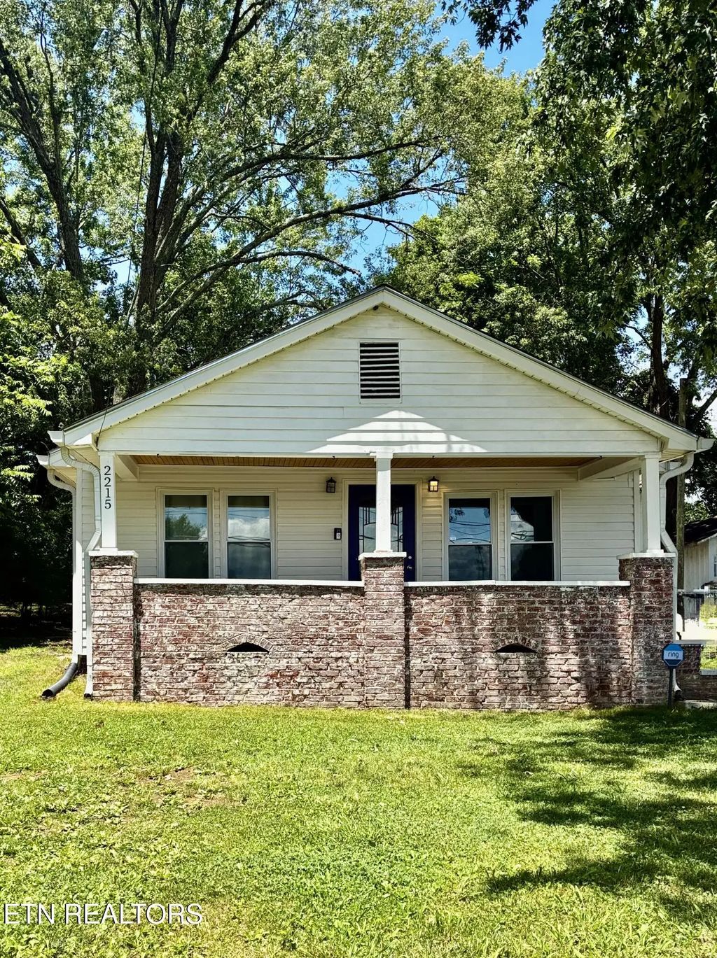 2215 Morningside Drive, Morristown