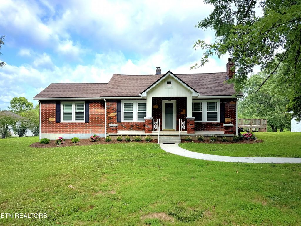710 Rickman Rd, Livingston