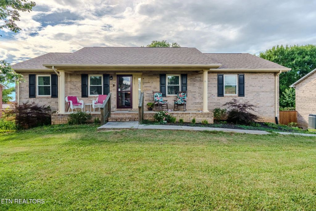 2117 Raulston View Drive, Maryville