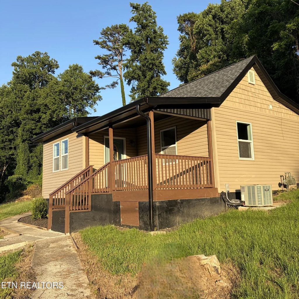 110 Cherry Drive, Harriman