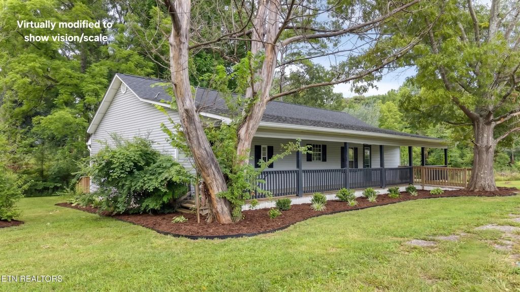 824 Edna Garland Rd, Maryville