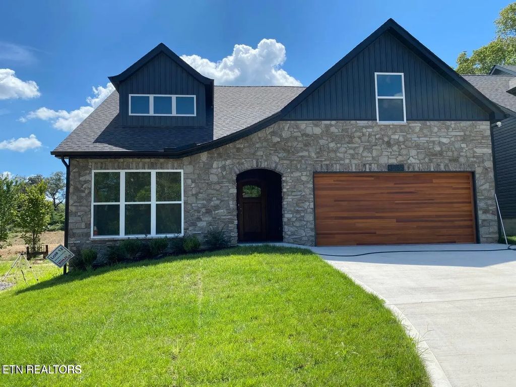 3455 Sparks Scenic Way, Knoxville