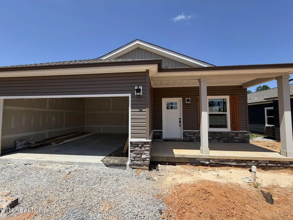 3965 Crimson Clover Lane, Knoxville