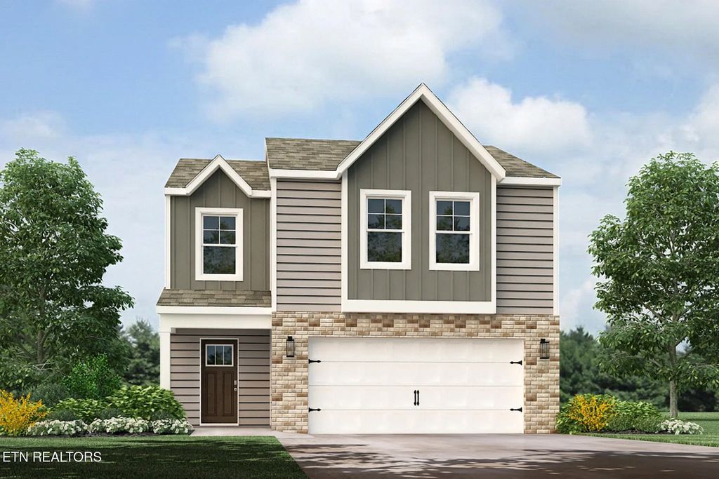 618 Claiborne Drive, Clinton