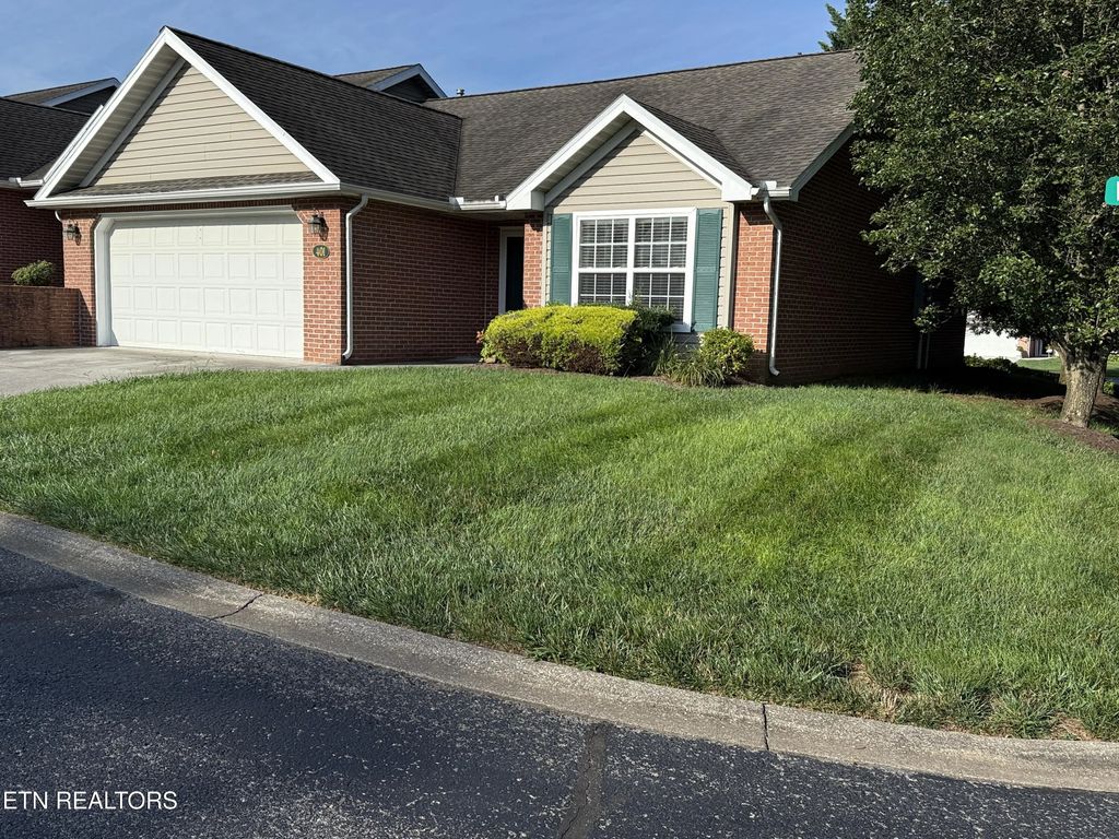 401 Winthrope Way, Knoxville