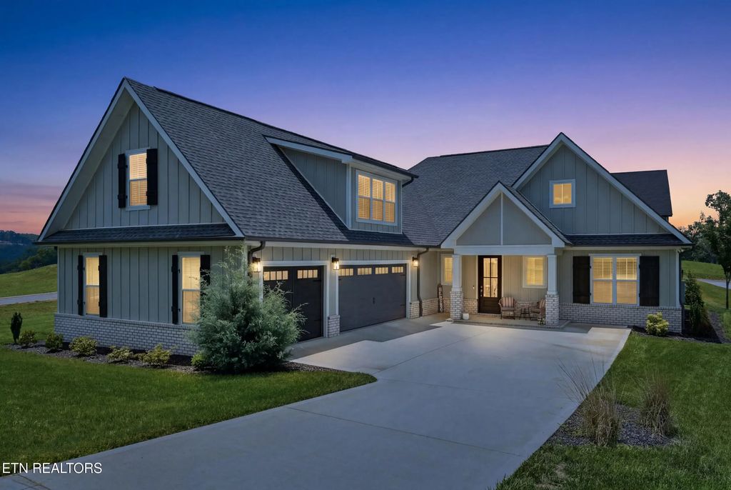 1869 Persimmon Ridge, Loudon