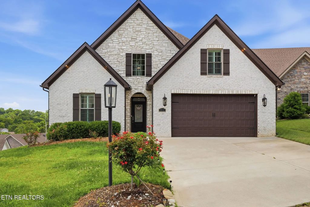 8413 Chipshot Lane, Knoxville