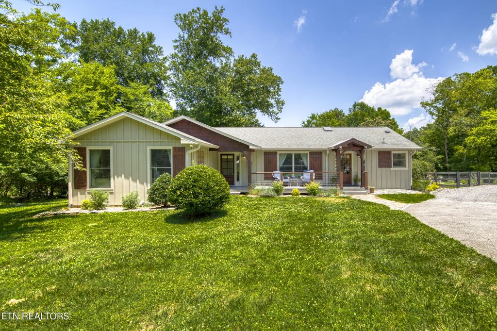 8851 Gammon Way, Knoxville
