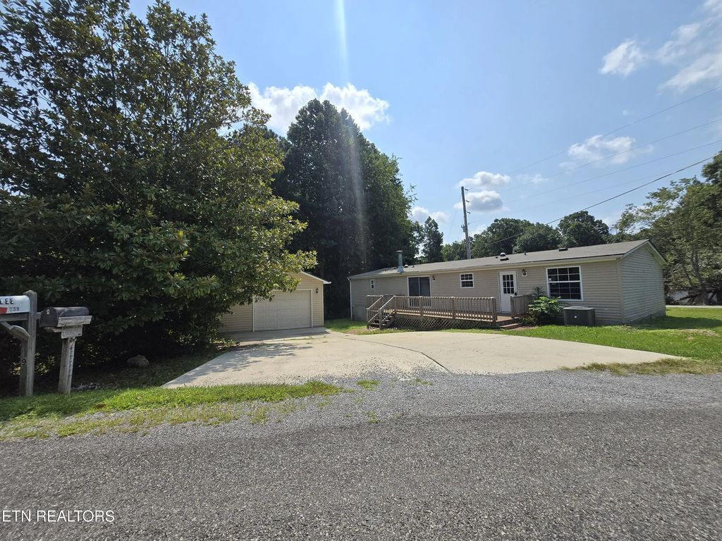 258 Dartmoor Drive, Crossville