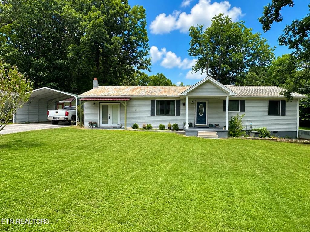 211 Walton Lane Lane, Monterey