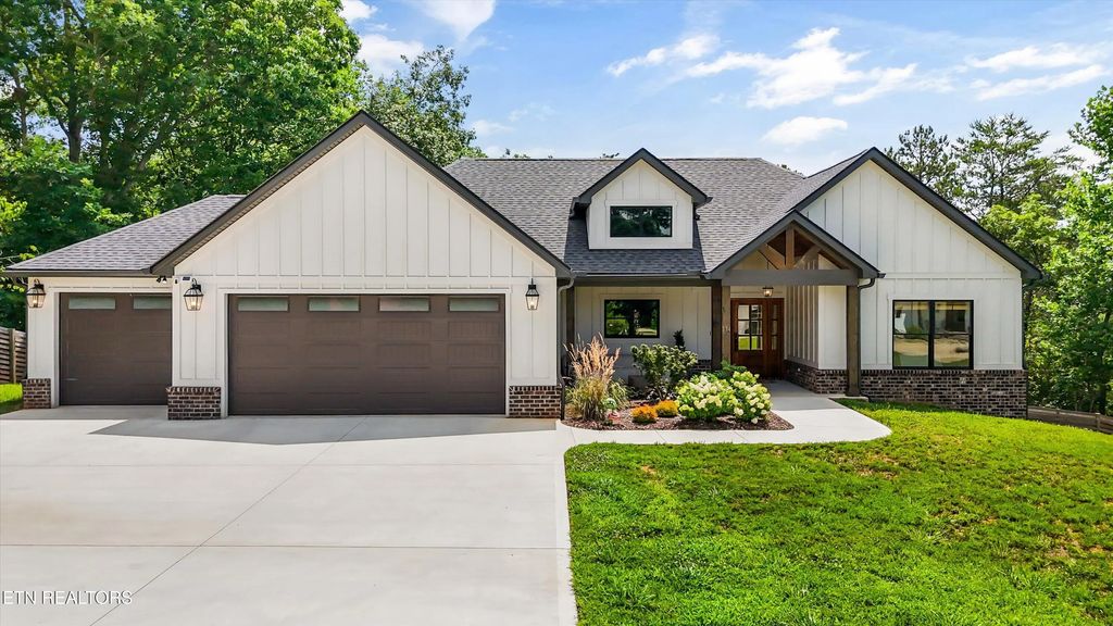 734 Lake Vista Drive, Friendsville