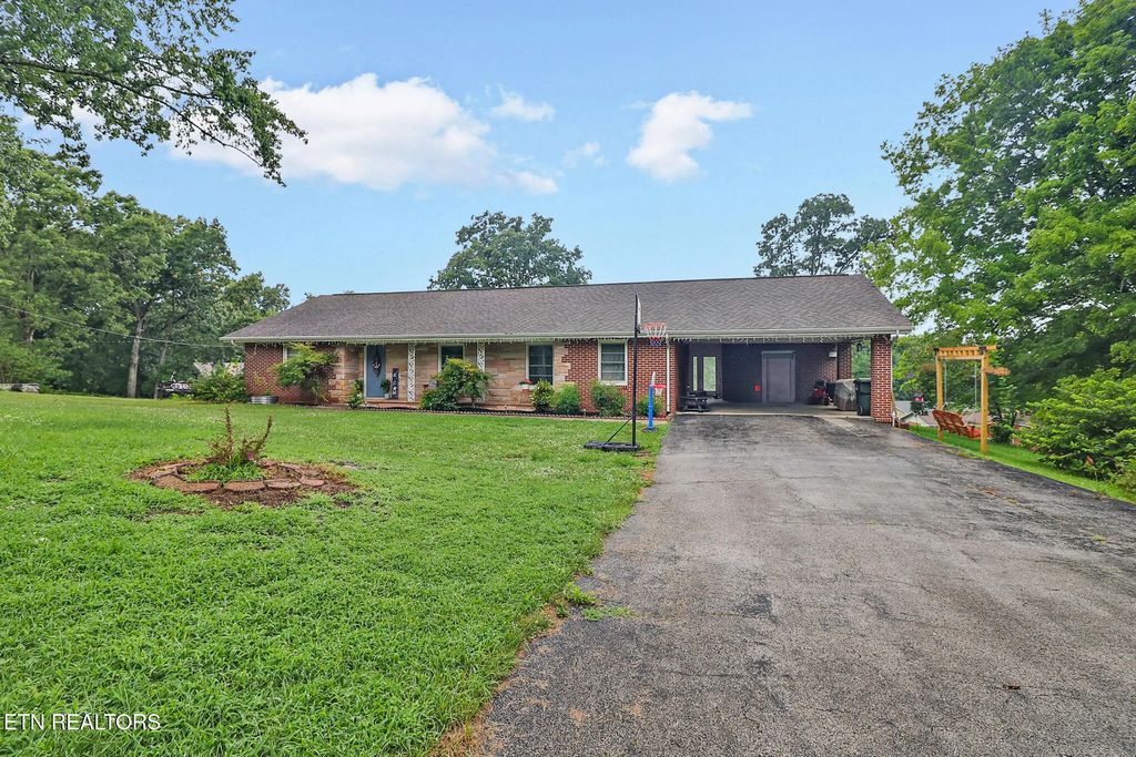257 Brookhaven Drive, Crossville