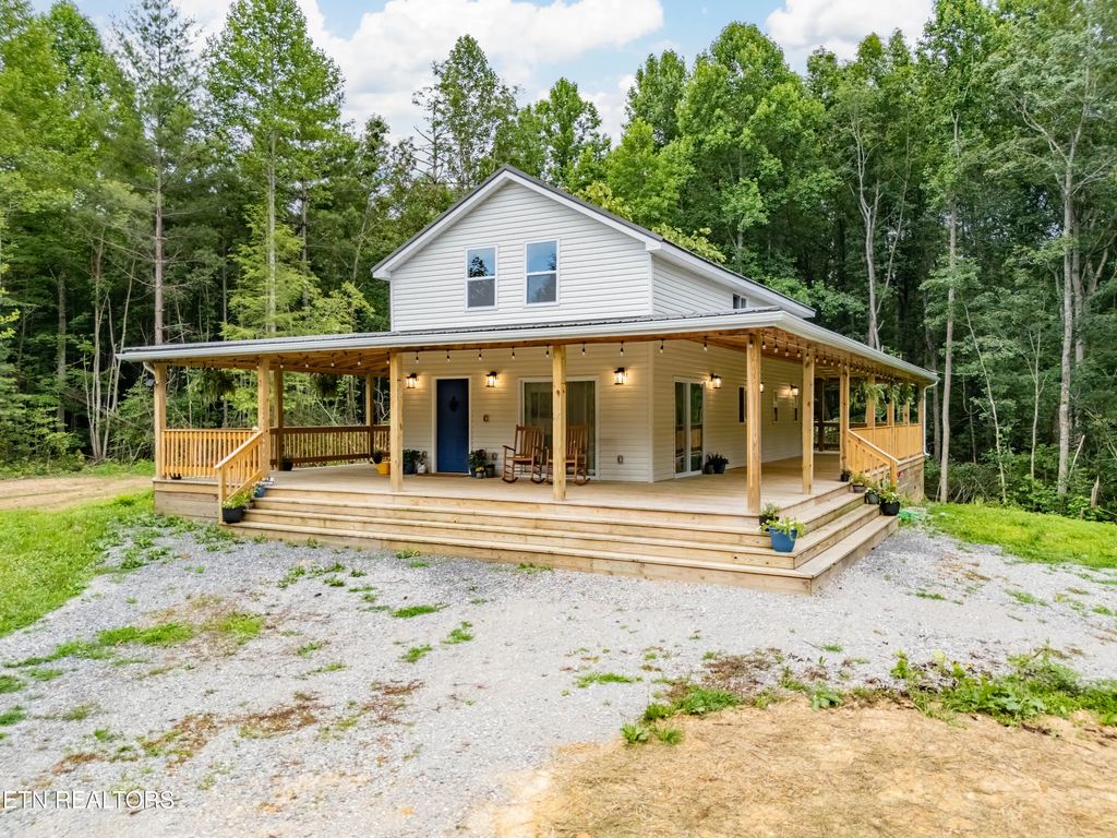 131 Bart Woolum Rd, Lancing