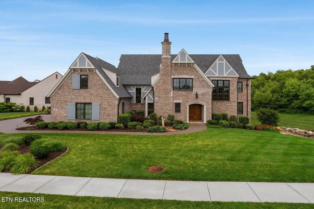 382 Barnsley Rd, Knoxville