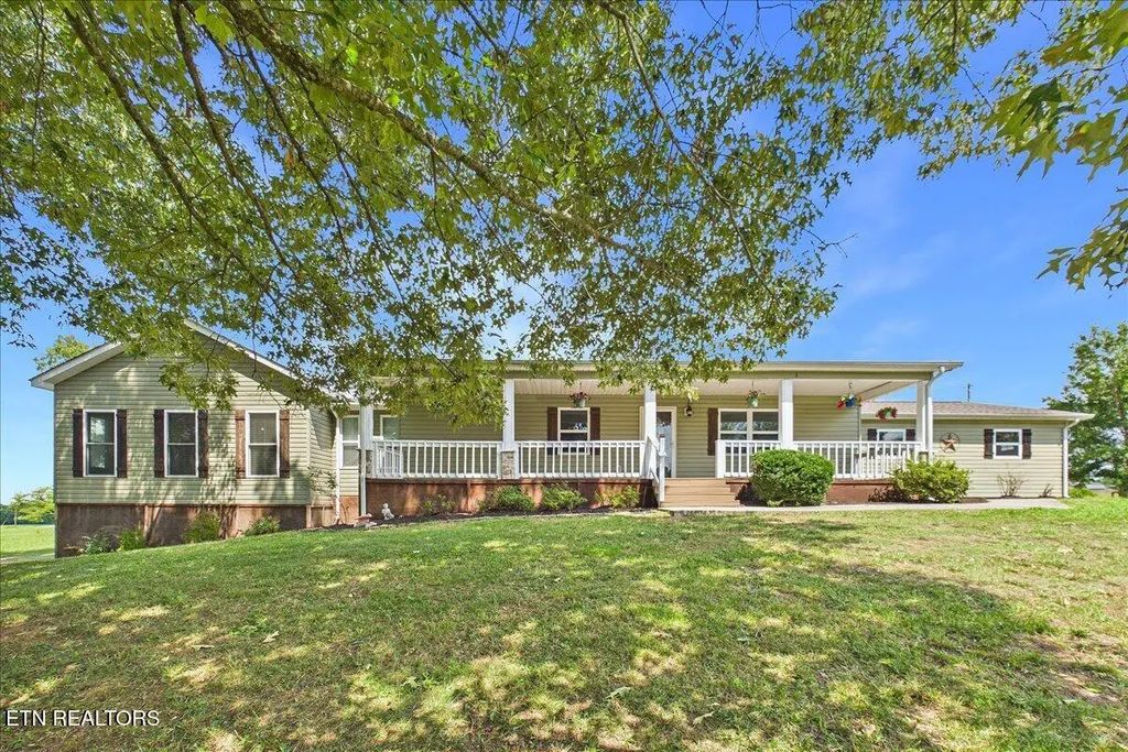 357 County Road 520, Englewood