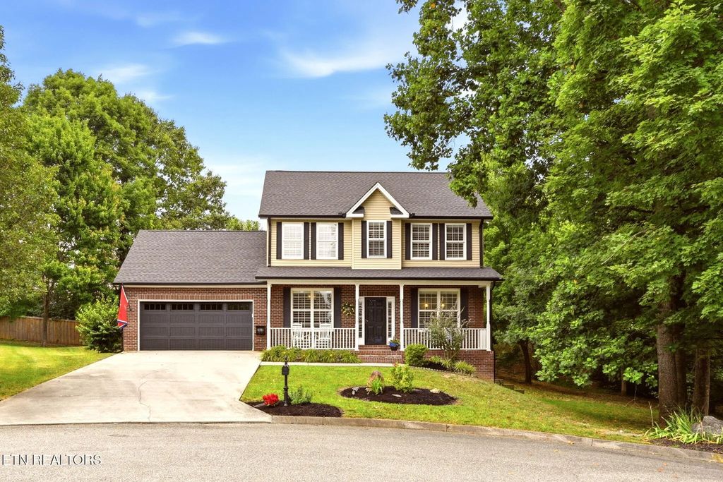 1866 Silver Cloud Lane, Knoxville