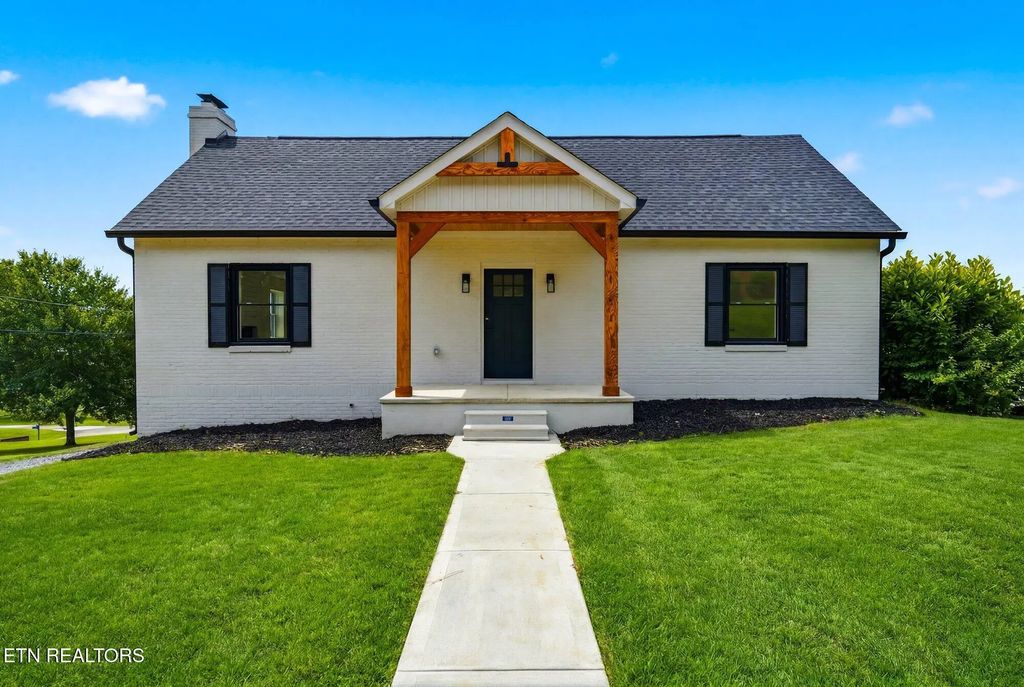 311 W Central Ave, Sweetwater